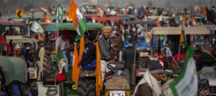 india-la-rivolta-dei-contadini-arriva-a-new-delhi