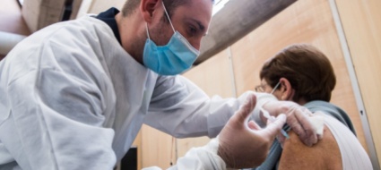il-v-day-degli-over-85-residenti-a-domicilio