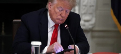 cosa-non-va-nel-social-media-ban-di-trump