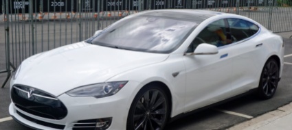 tesla-negli-usa-chiesto-il-ritiro-di-158mila-vetture