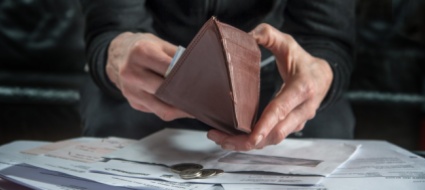 gli-stranieri-e-il-dilemma-tra-assistenza-e-soggiorno