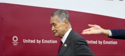 le-donne-parlano-troppo-il-presidente-di-tokyo-2020-dimissiona