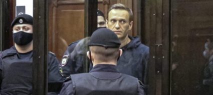 russia-navalny-condannato-a-due-anni-e-otto-mesi