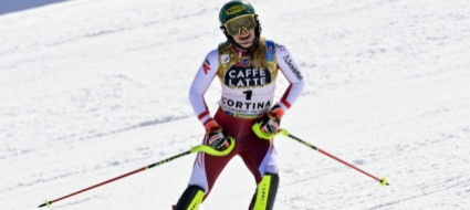 oro-per-katharina-liensberger-nello-slalom
