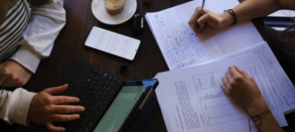 settimana-da-universitario-35-ore-di-studio-10-di-lavoro