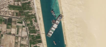 la-ever-given-si-muove-il-canale-di-suez-verso-lo-sblocco