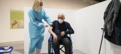 fra-como-e-varese-il-vaccino-abbatte-i-contagi-in-casa-anziani