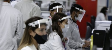 il-vaccino-e-quegli-effetti-indesiderati-al-femminile