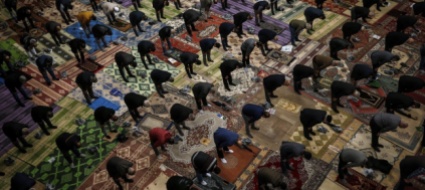 la-moschea-che-la-francia-paga-ma-non-vuole