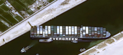 suez-e-la-nave-gigante-che-intasa-il-traffico-mondiale