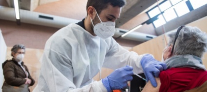 case-anziani-grigionesi-ospiti-senza-mascherina-se-vaccinati