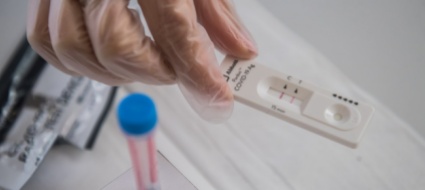 test-rapidi-e-vaccini-per-tornare-alla-normalita
