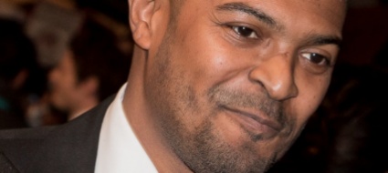 venti-donne-accusano-noel-clarke-di-molestie