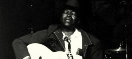 il-blues-quando-l-esistenza-e-la-colonna-sonora-di-se-stessa