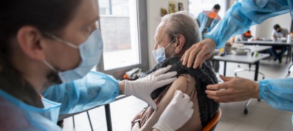 in-arrivo-8-milioni-di-dosi-di-vaccino-entro-fine-luglio