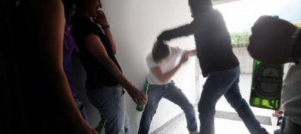 bullismo-processo-per-un-minore-comasco-e-sette-ticinesi