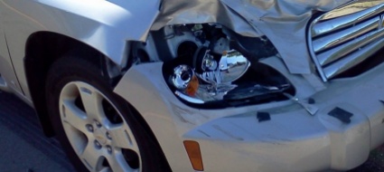 ruba-l-auto-alla-madre-e-fa-10mila-franchi-di-danni