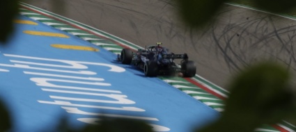mercedes-in-fuga-ma-a-imola-sara-battaglia