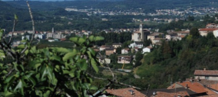 un-sito-presenta-il-nuovo-centro-paese-di-castel-san-pietro