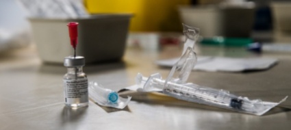 pfizer-e-moderna-proteggono-dal-virus-per-almeno-9-mesi