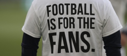 super-lega-il-proprietario-del-liverpool-si-scusa-con-i-tifosi