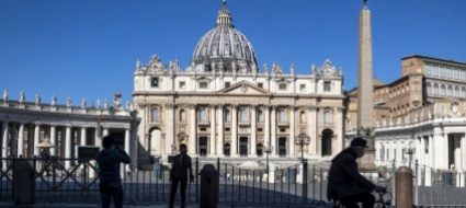 corruzione-in-vaticano-il-papa-vieta-i-regali-da-piu-di-40