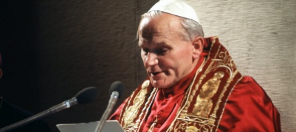 wojtyla-40-anni-fa-l-attentato-in-piazza-san-pietro