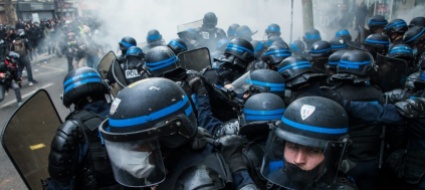 primo-maggio-in-francia-scendono-in-piazza-150mila-persone