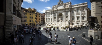 in-italia-prove-di-zona-bianca-riaprono-i-locali-al-chiuso