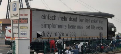 fermato-tir-con-76-profughi-nascosti-uno-e-grave