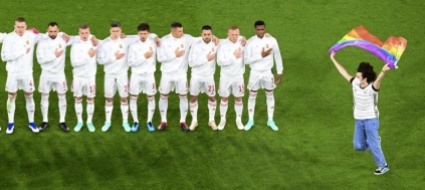 uefa-contro-uefa