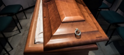 strangolata-a-13-anni-aspetta-i-funerali-per-66-anni