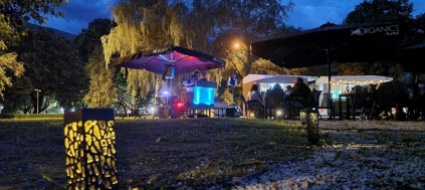 il-parco-urbano-si-trasforma-in-un-lounge-garden