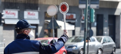 nomina-capo-dei-vigili-l-amante-sindaco-lombardo-sotto-accusa