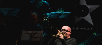sotto-la-stella-nera-del-jazz-giovanni-falzone-suona-bowie