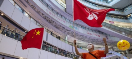 hong-kong-fischi-all-inno-cinese-polizia-apre-indagine