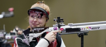 nina-christen-regala-la-prima-medaglia-alla-svizzera