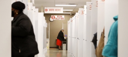 attese-sette-ore-per-votare-afroamericano-arrestato