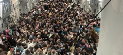 kabul-e-la-foto-in-aereo-simbolo-della-fuga