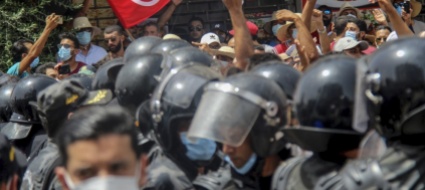 il-primo-partito-tunisino-chiede-riavvio-della-democrazia
