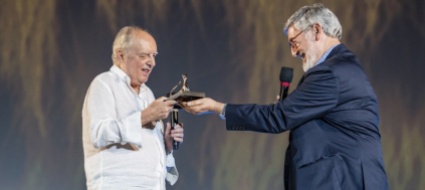 tutti-amano-dario-argento-vivo-una-sorta-di-delirio
