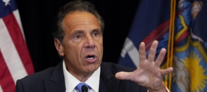 il-governatore-di-new-york-cuomo-accusato-di-molestie-da-11-donne