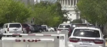 allarme-bomba-a-capitol-hill-in-diretta-facebook