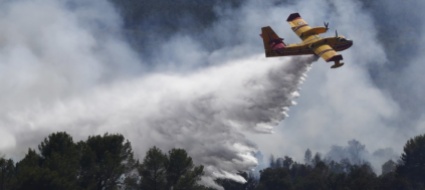 brucia-la-costa-azzurra-migliaia-di-evacuati