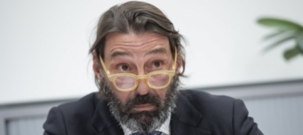 lugano-il-municipio-si-stringe-attorno-al-sindaco