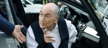 blatter-davanti-al-ministero-pubblico-della-confederazione