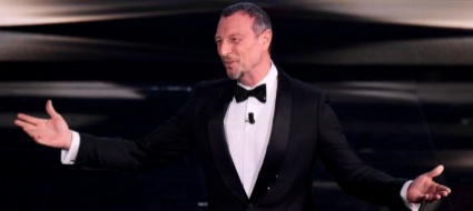 sanremo-2022-amadeus-fa-il-triplete