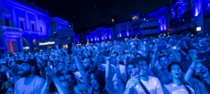 zucchero-lionel-richie-james-blunt-per-moon-stars-2022