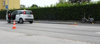 cade-con-la-bici-e-un-auto-lo-urta-gravi-ferite-per-un-anziano