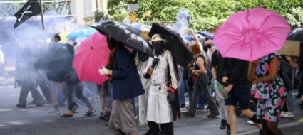 losanna-corteo-per-diritto-a-manifestare
